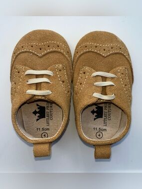 NWOT Littlest Prince Couture Tan Suede Baby Shoes - Size 4